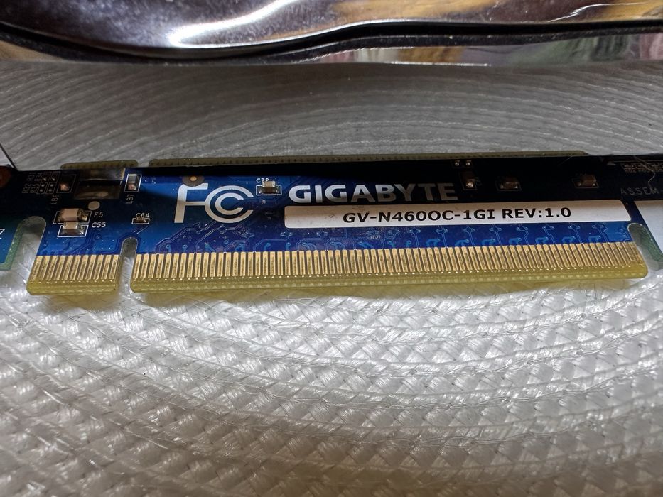 Відеокарта Nvidia GeForce GTX460 1gb GDDR5