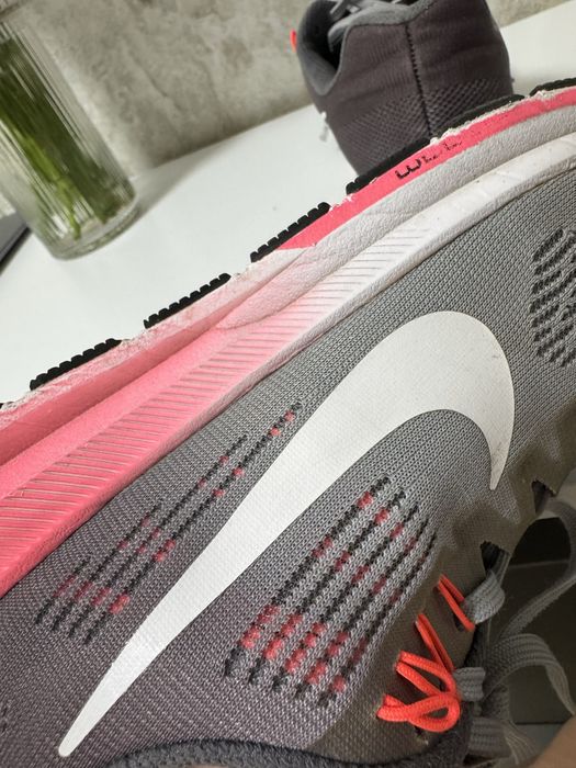 Кросівки бігові Nike