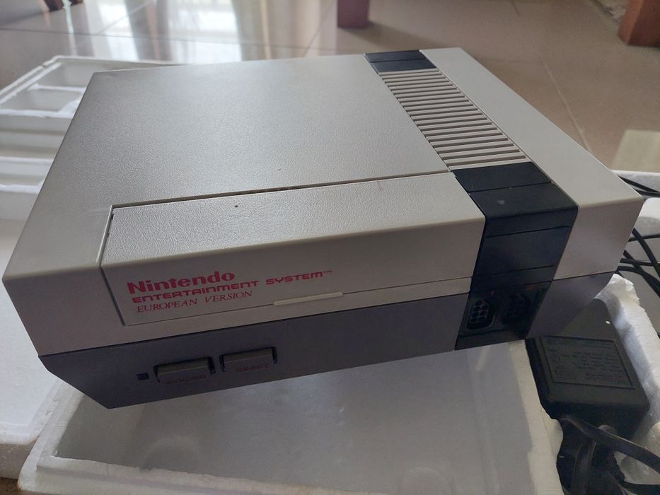 Consola NES Nintendo original na caixa
