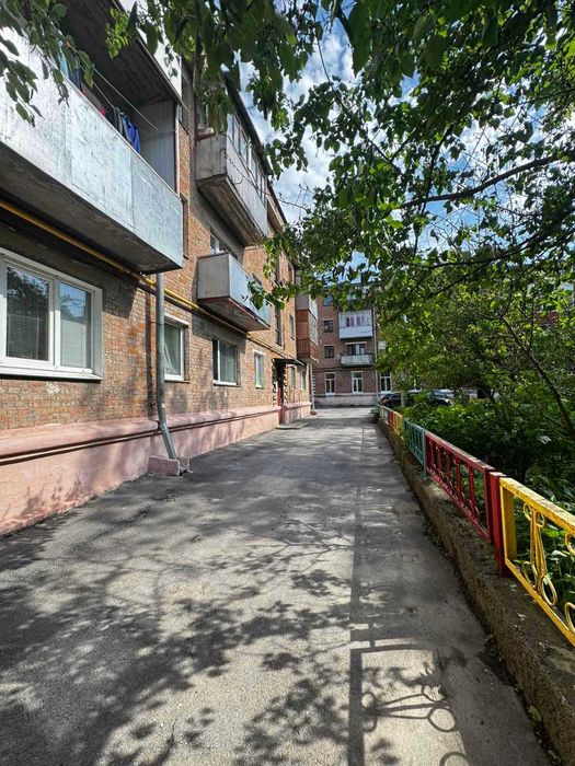 3к  квартира вул. Стрілецька