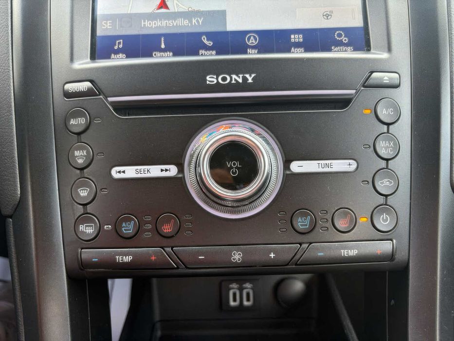 Ford Fusion Hybrid Titanium      2019