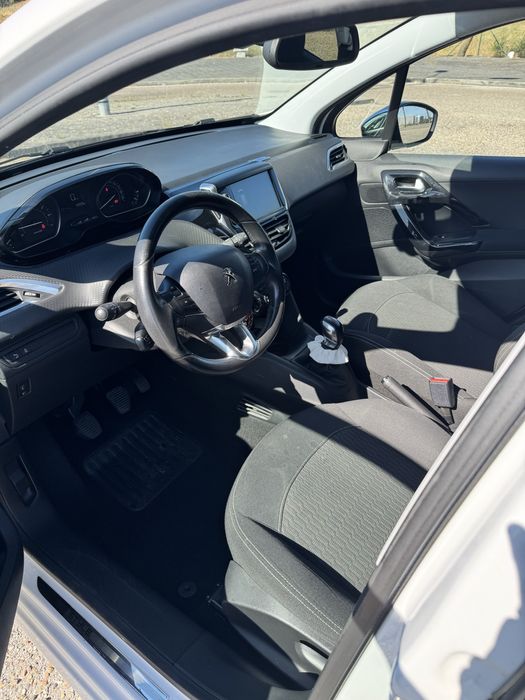 Peugeot 208 PureTech Style 1.0 68cv