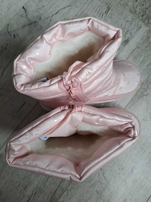 NOWE KOZAKI Sinsay, rozmiar 30