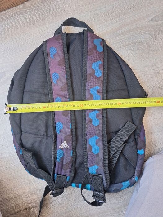 Mochila Adidas, tamanho médio425230945223321606
