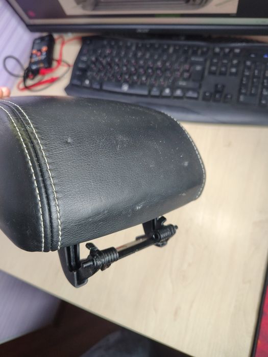 Подлокотник Jeep Grand Cherokee 15-20 год