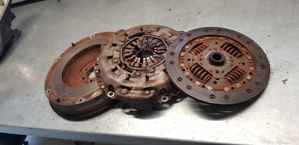 Ford Fusion MK1 I.6 TDCI sprzęgło tarcza docisk koło zamachowe komplet