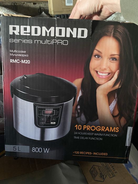 Продам мультиварку Redmond.