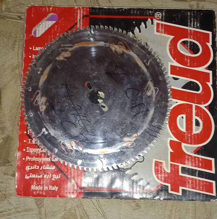 Диск пили основний для обробки ДСП та МДФ. Діаметр 300 мм - 120 мм,