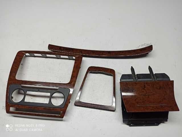 Ramka radia Navi Octavia 2 FL