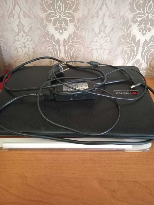 Ноутбук pockard bell