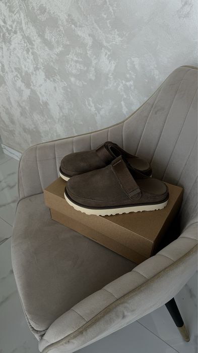 UGG 37.5  дуже стильні