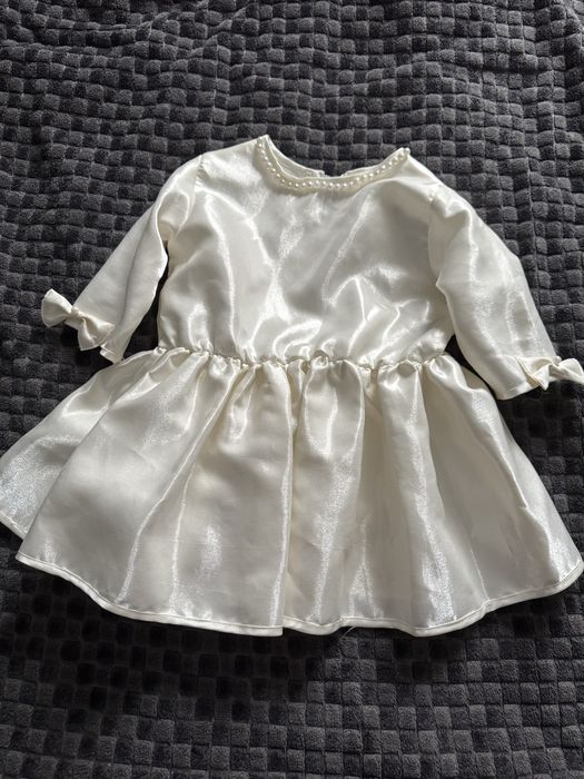 Атласне плаття на сніжинку