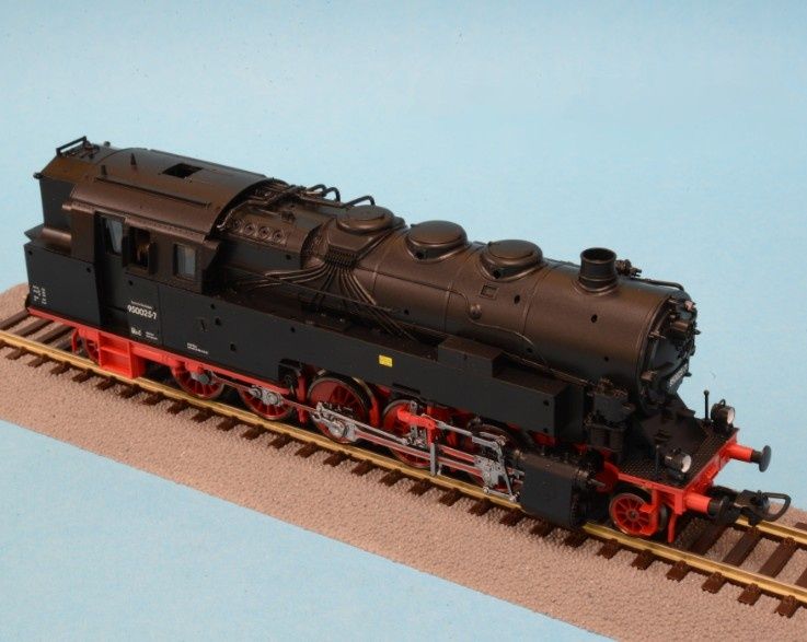 Паровоз BR 95 der DR Piko 50137 1:87 HO аналоговый