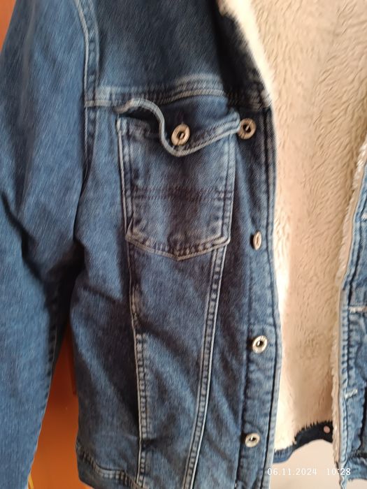 Тепла джинсова куртка для хлопця