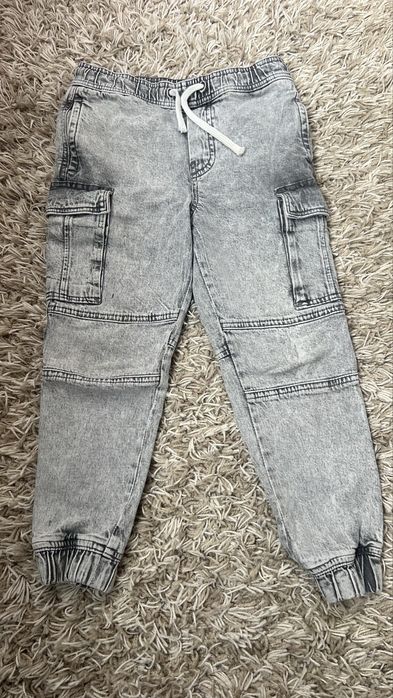 Продам джинси на хлопчика