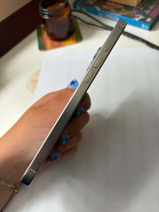 biały iphone 16 pro max 256 gb