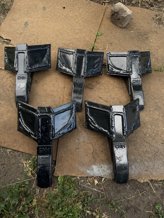 Запчастини Case Ecolo tiger