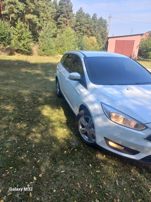 Форд фокус 3  офіційна