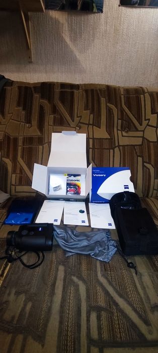 Продается дальномер лазерный Zeiss Victory 8*26 t*