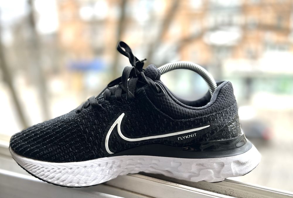 Nike React Infinity Run Flyknit 3 DD3024-001 42р