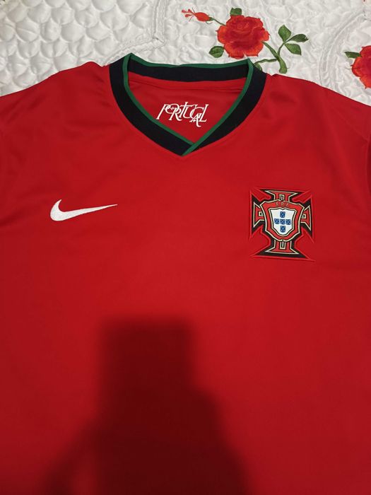 Vendo camisola Portugal principal