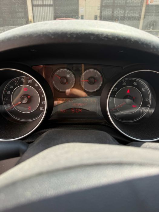 Fiat Punto 1.3 M-Jet Gasóleo 95cv 2018 | 120.000kms