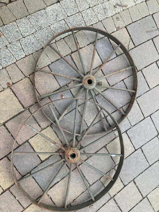 koła metalowe 60 cm antyk prl