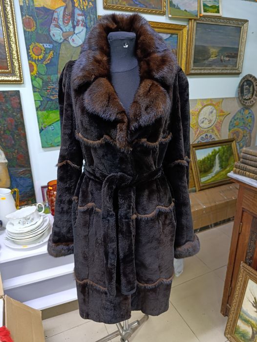 Шуба зі стриженого бобра,з норкою