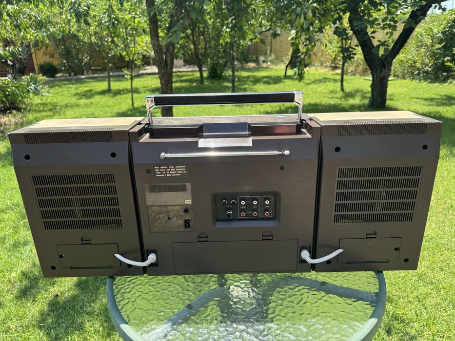 Продам магнитолу Marantz CRS-7000