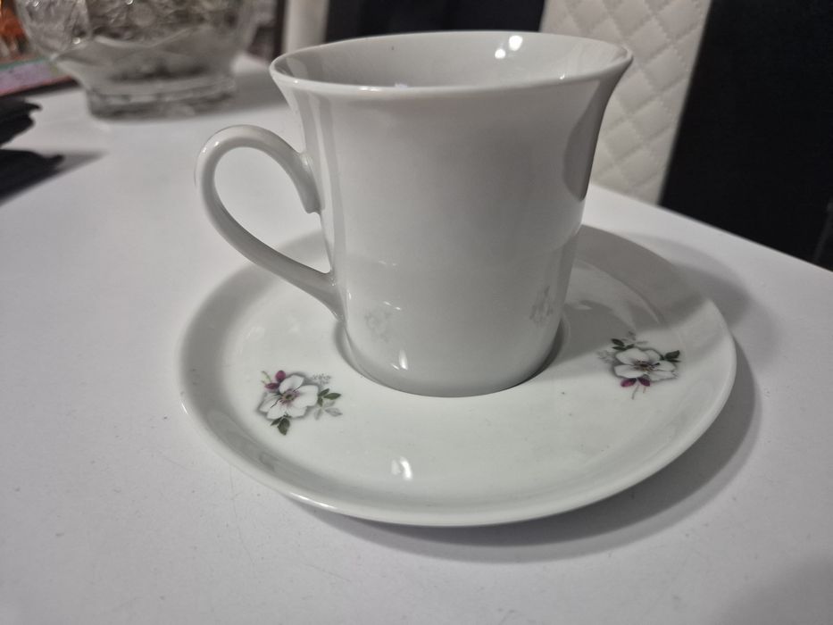 Filiżanka porcelanowa