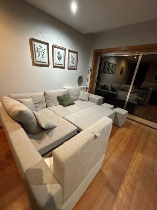 Sofá de canto reversível com cama