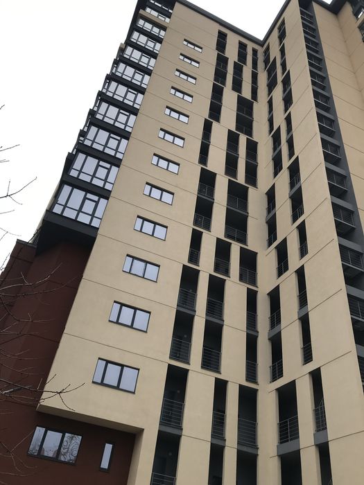 Продам 3 комнатную квартиру ЖК Кристалл новострой pp1