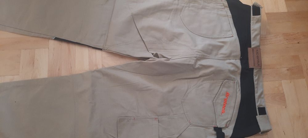 Spodnie robocze 106-110 pas