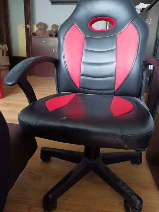 Fotel biurowyw wzrost do 175 cm