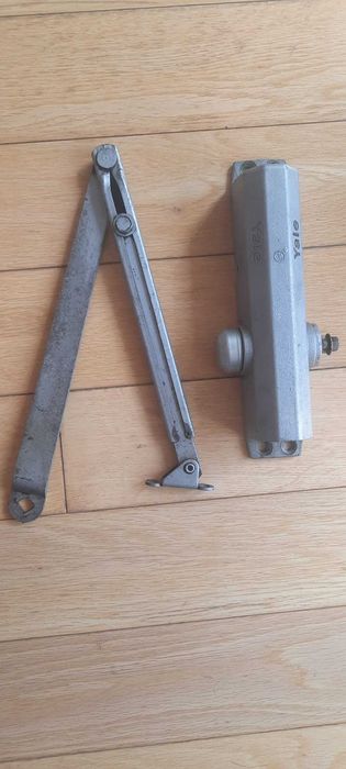 Mola hidráulica YALE