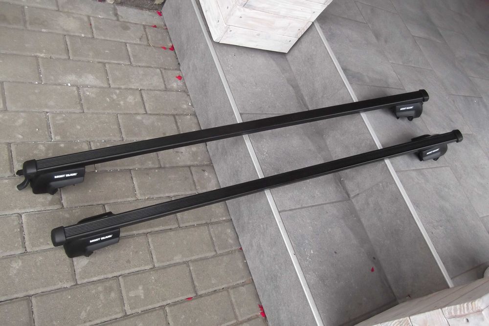 Bagażnik dachowy - bazowy Mont Blanc na relingi zintegrowane