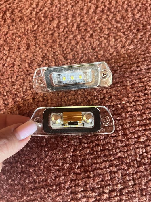 Подсветка колпак Mercedes Benz W163 W164 X164 W251 V251 ML 280 вантажі