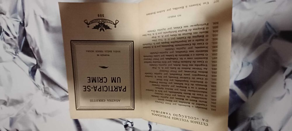 Livro _Participa-se um Crime_ de Agatha Christie