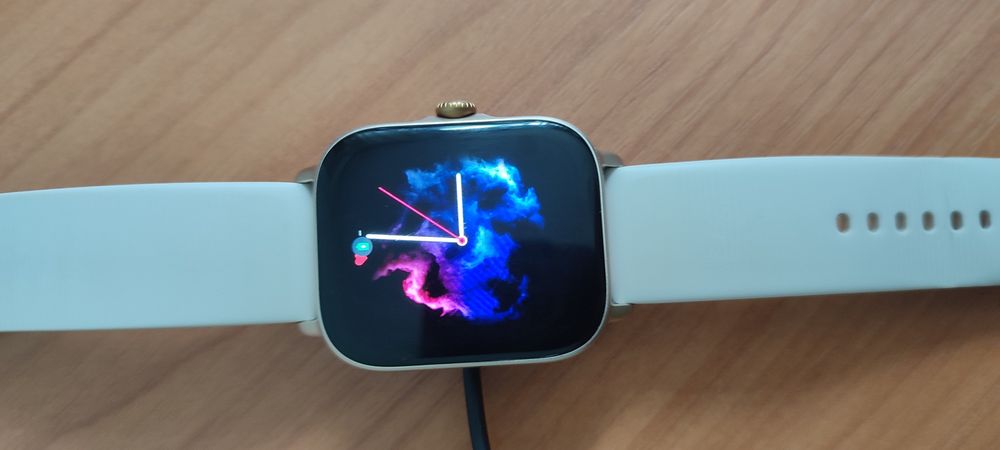 Смарт годинник Amazfit GTS4 gold