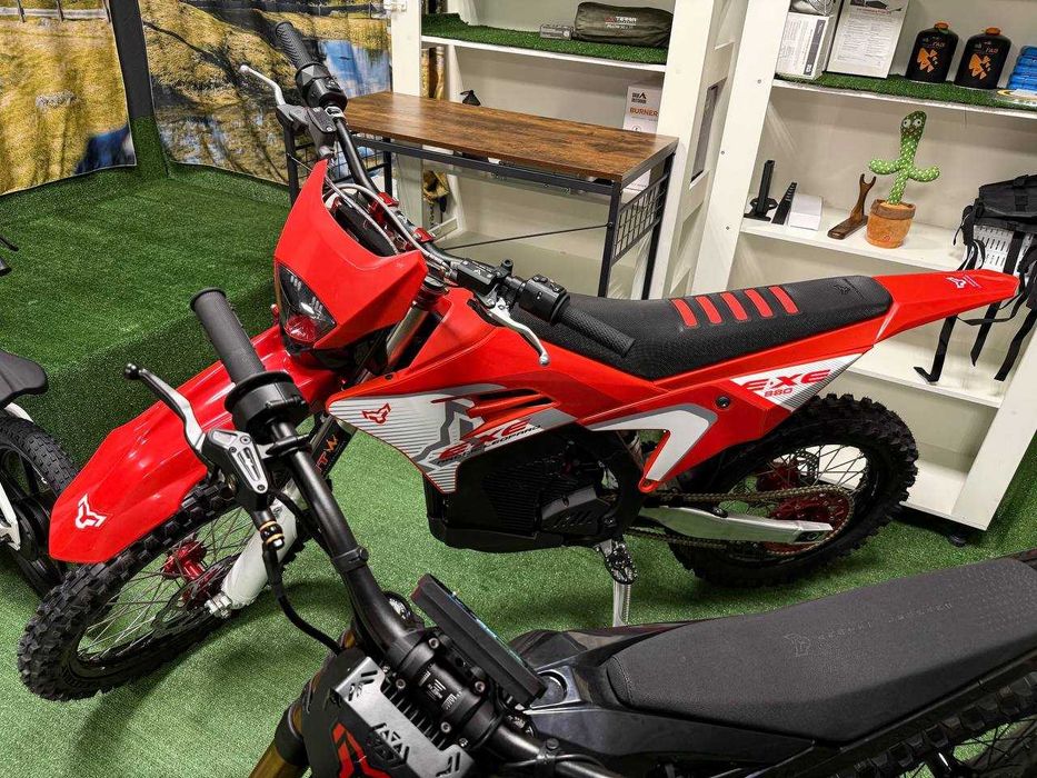 Електромотоцикл Arctic Leopard Clouded XE PRO S ENDURO Black