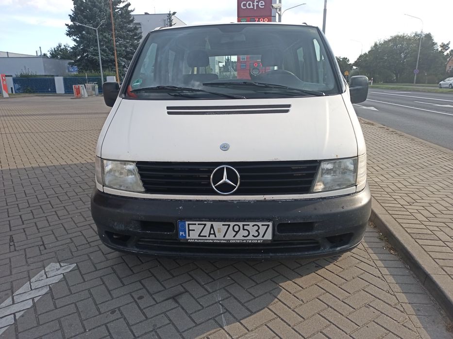 Mercedes Benz Vito
