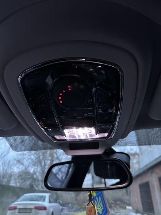 Пежо 508 RXH (підвищений комфорт)