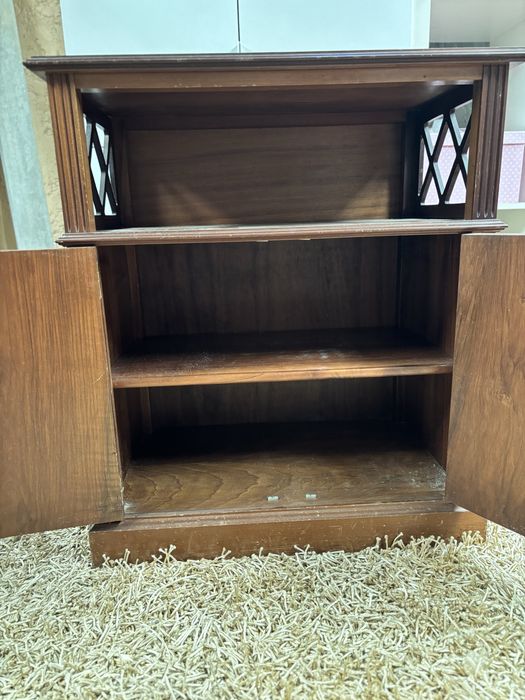 Móvel para a televisão de madeira