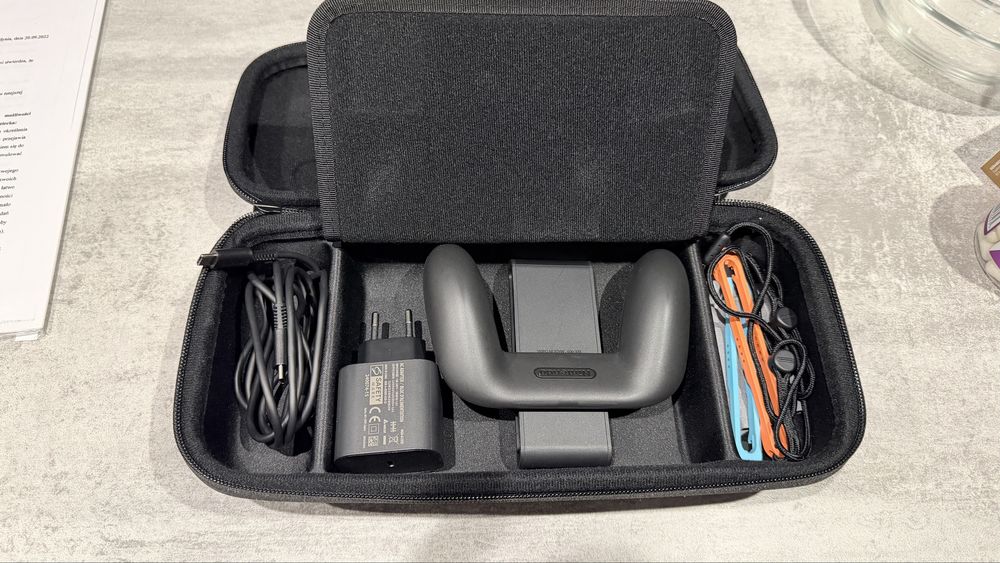 Nintendo Switch 2 + Karta 1TB + Akcesoria