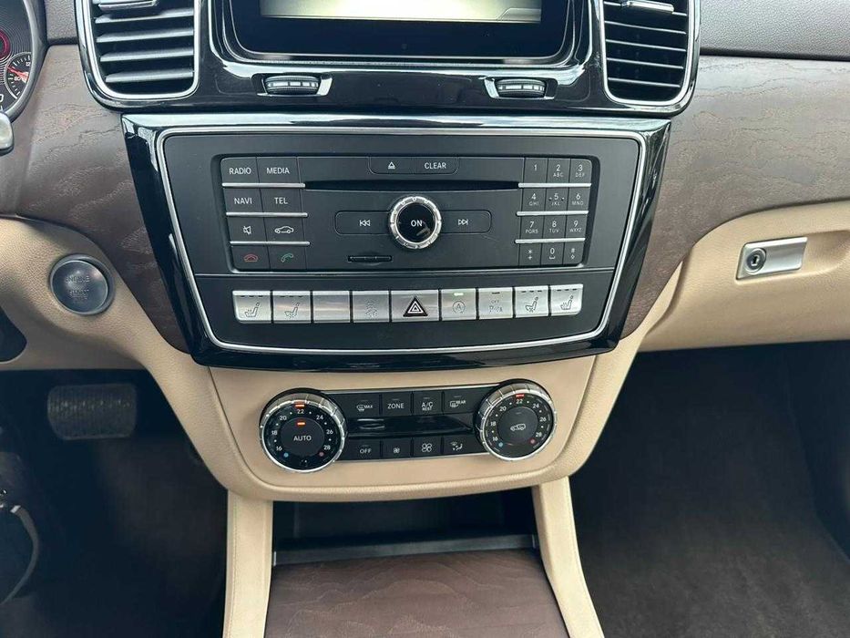 Mercedes-Benz GLE 400 Офiцiйний
