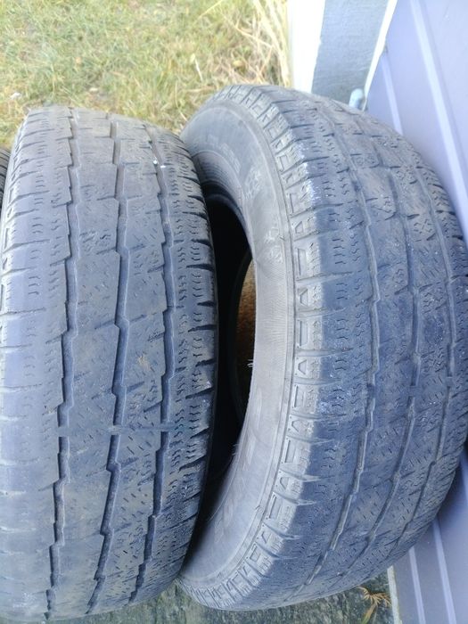 Opony 225/70 R 15 C