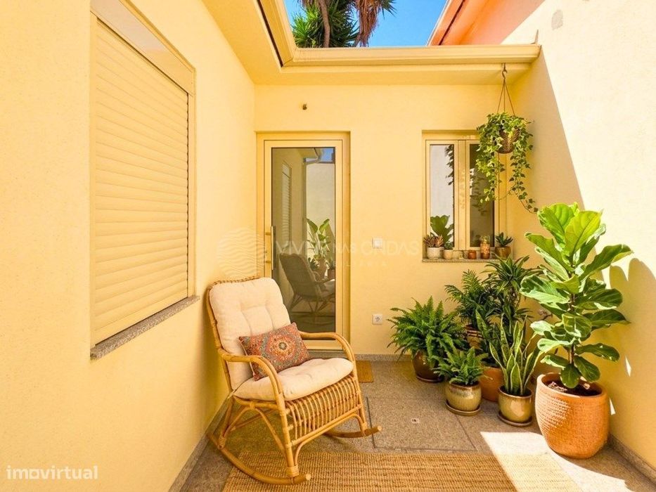 Ideal para Habitação Própria ou Investimento - Casa c/ Logradouro -...