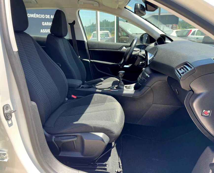 Peugeot 308 II 1.5 hdi Garantia Incluída