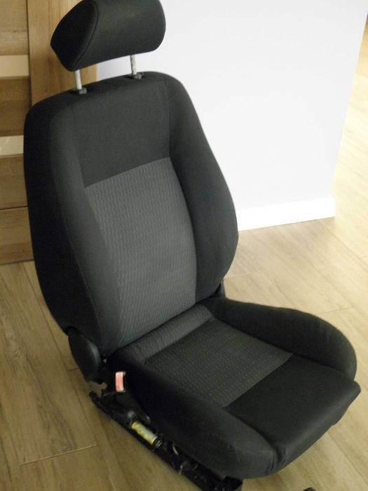 Fotel kierowcy Ford Mondeo Mk3