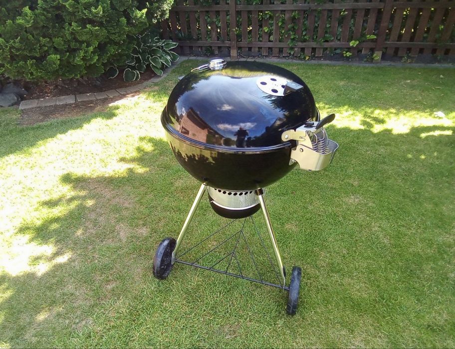 Вугільний гриль Weber Master-Touch GBS E-5770